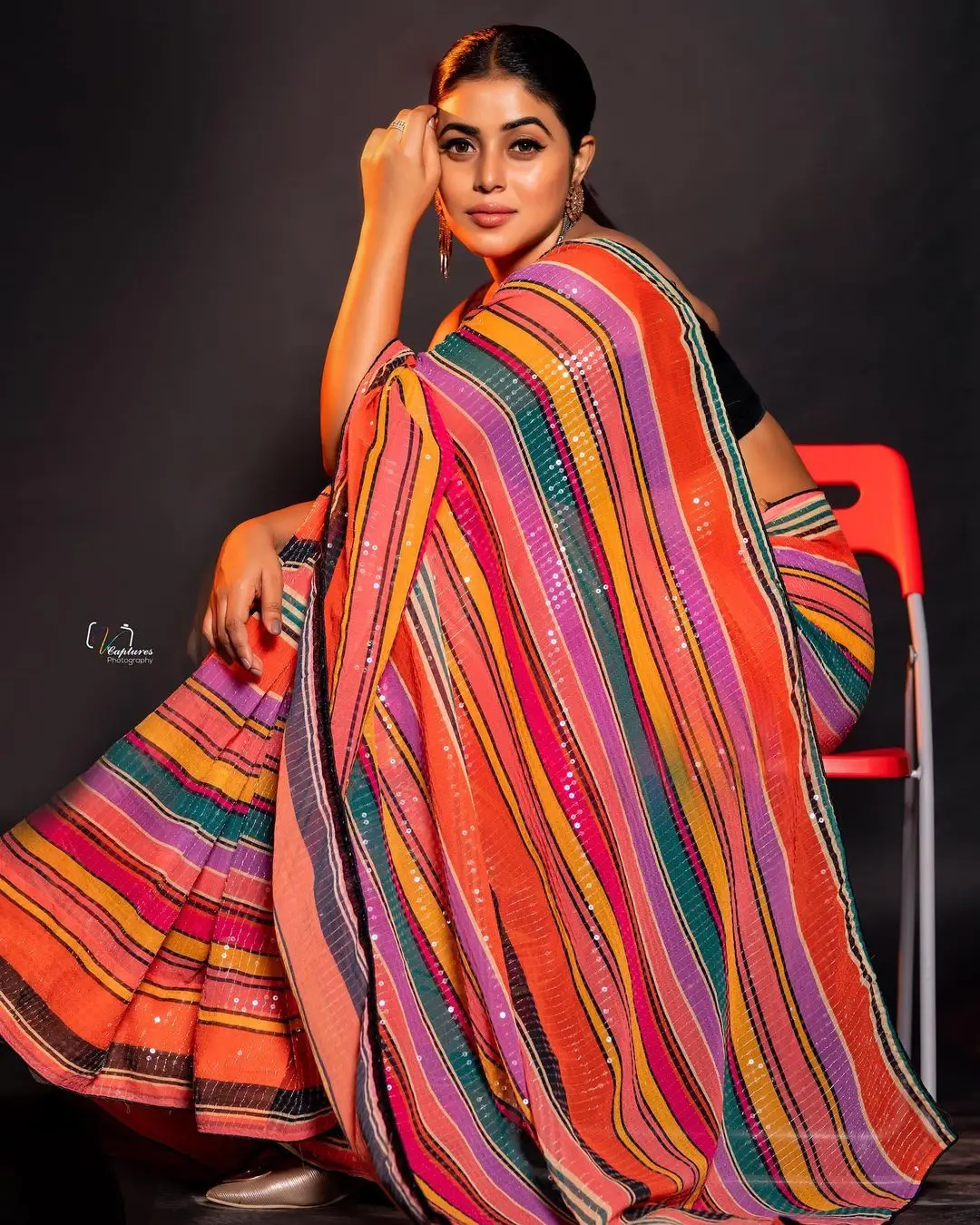 Malayalam Girl Shamna Kasim In Orange Saree Sleeveless Black Blouse